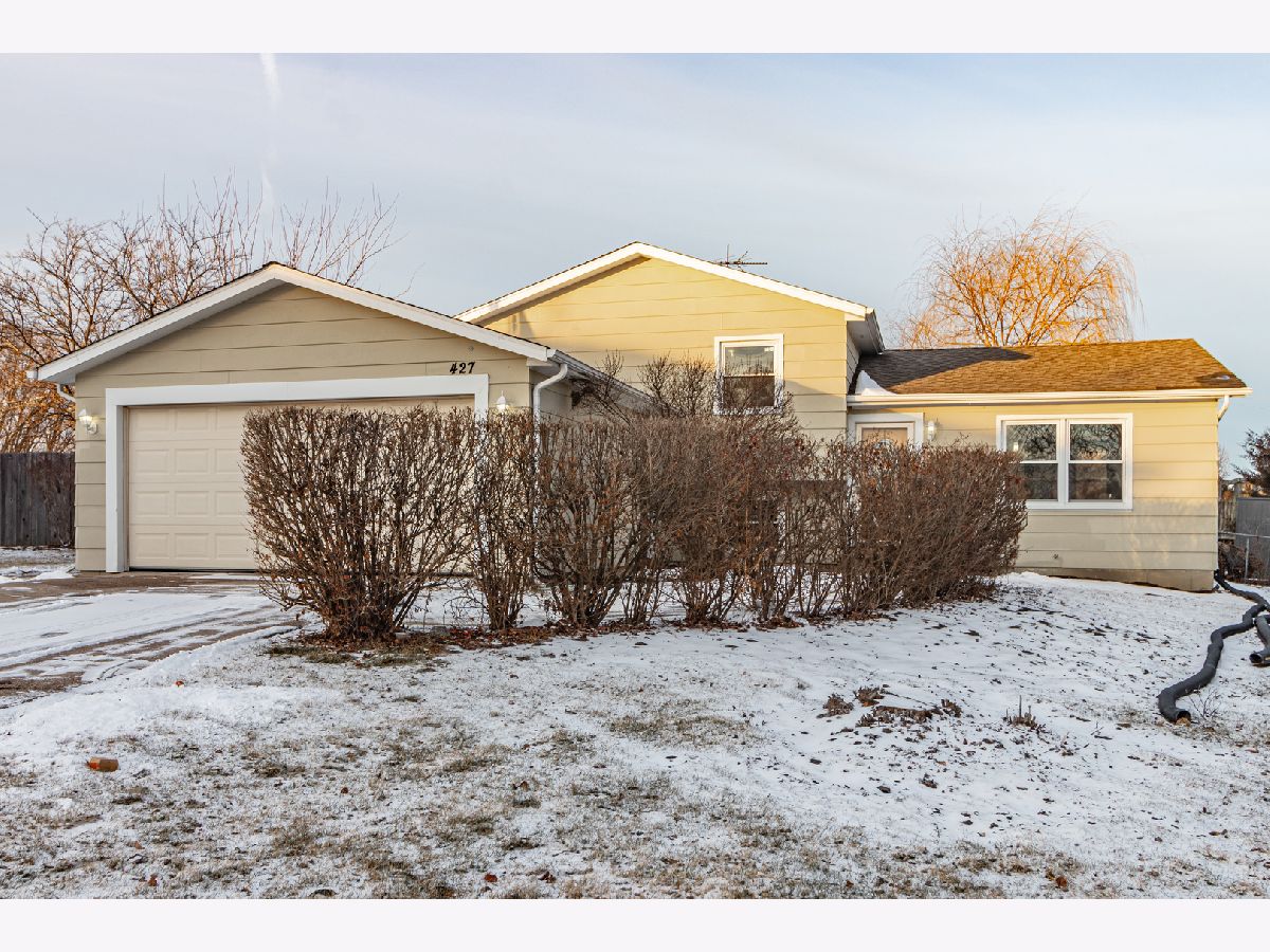Homes Sold Seven Hills Lindenhurst Illinois, 427 Brittany