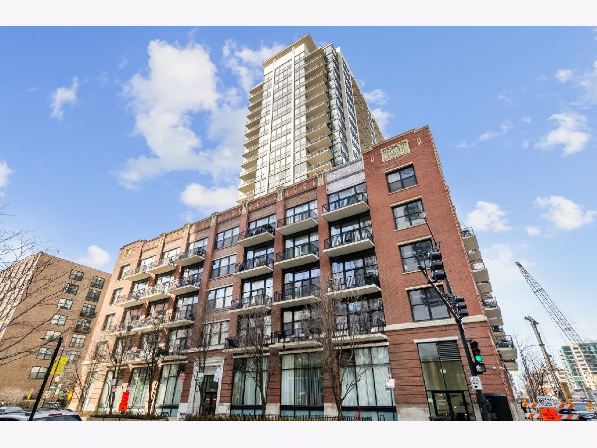  Sold Chicago Illinois, 210 Desplaines