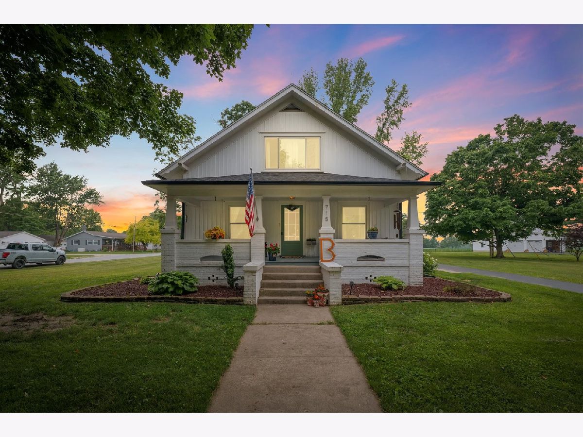  Sold Argenta Illinois, 715 North