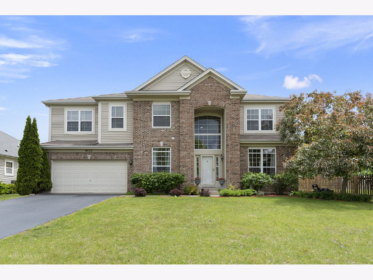 Homes & Townhomes & Condos Sold Covington Lakes Huntley Illinois, 9510 Diana