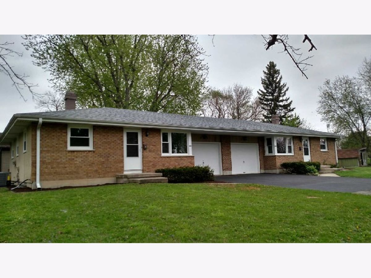  Rented Elgin Illinois, 800 Goethe