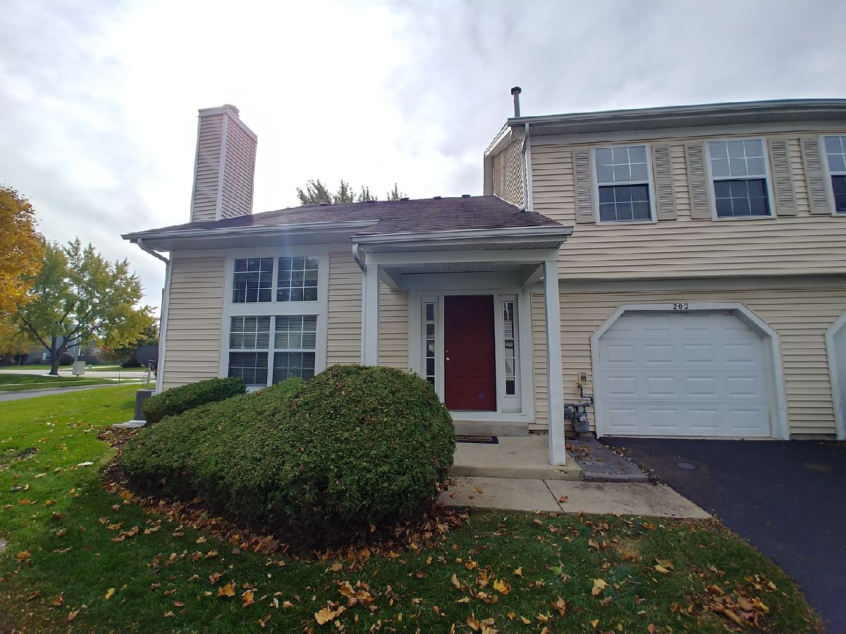  Sold Streamwood Illinois, 202 Teak