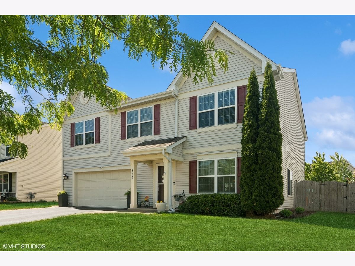 Homes & Townhomes Sold Symphony Meadows Volo Illinois, 820 Chopin