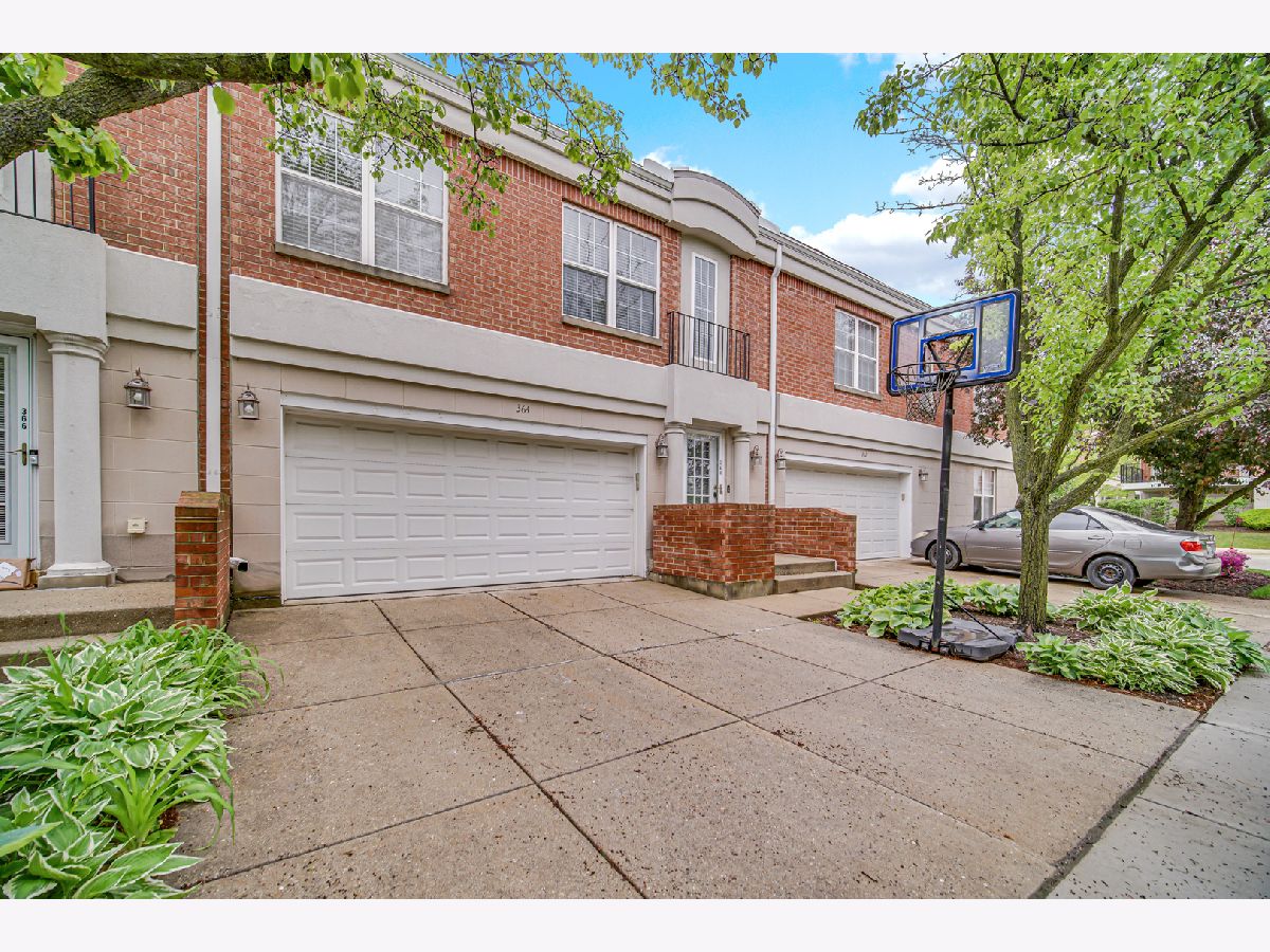 Townhomes & Condos Rented Town Place Buffalo Grove Illinois, 364 Town Place