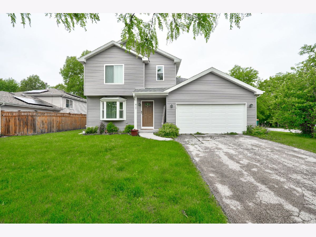  Sold Joliet Illinois, 817 Longwood