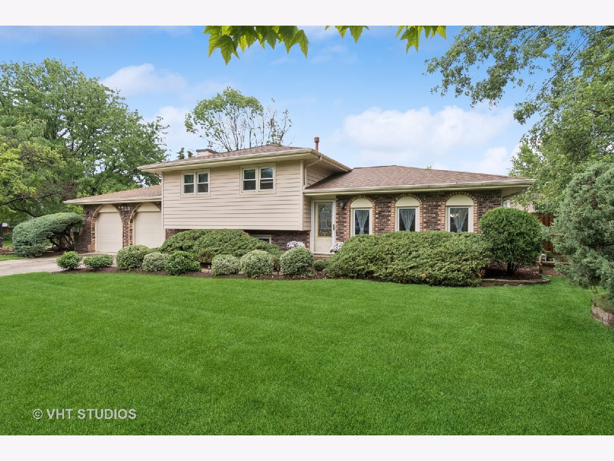Homes Sold Bay Colony Naperville Illinois, 253 Waxwing