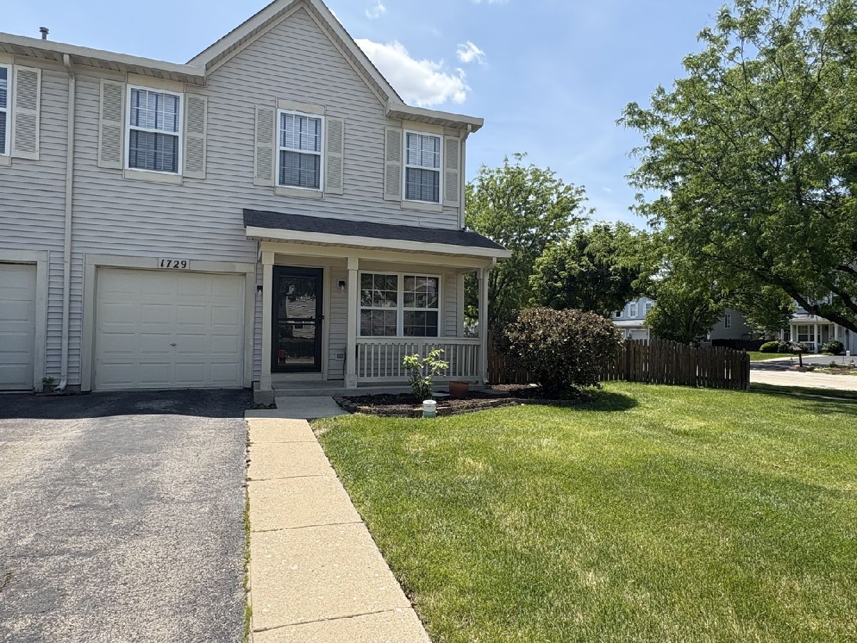 Homes & Townhomes Rented Lakewood Falls Romeoville Illinois, 1729 Ramsey