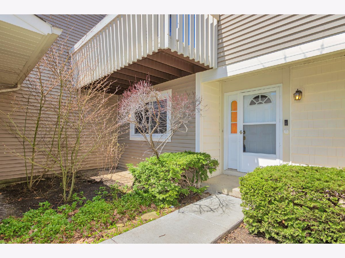 Townhomes & Condos & Homes Rented New Century Town Vernon Hills Illinois, 194 Brandywine