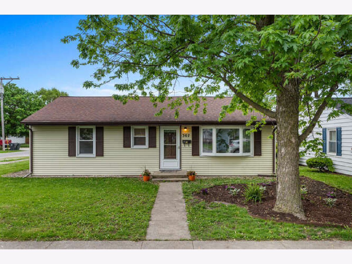  Sold Tuscola Illinois, 307 Carico