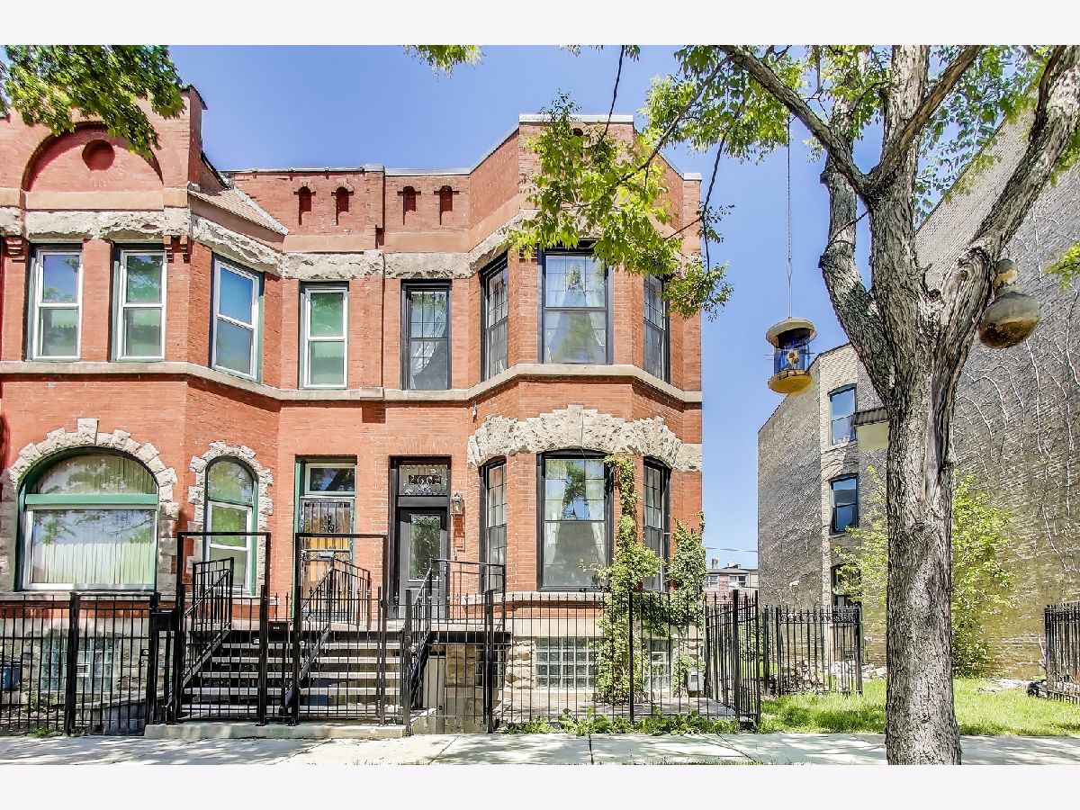 Sold Chicago Illinois, 2662 Washington