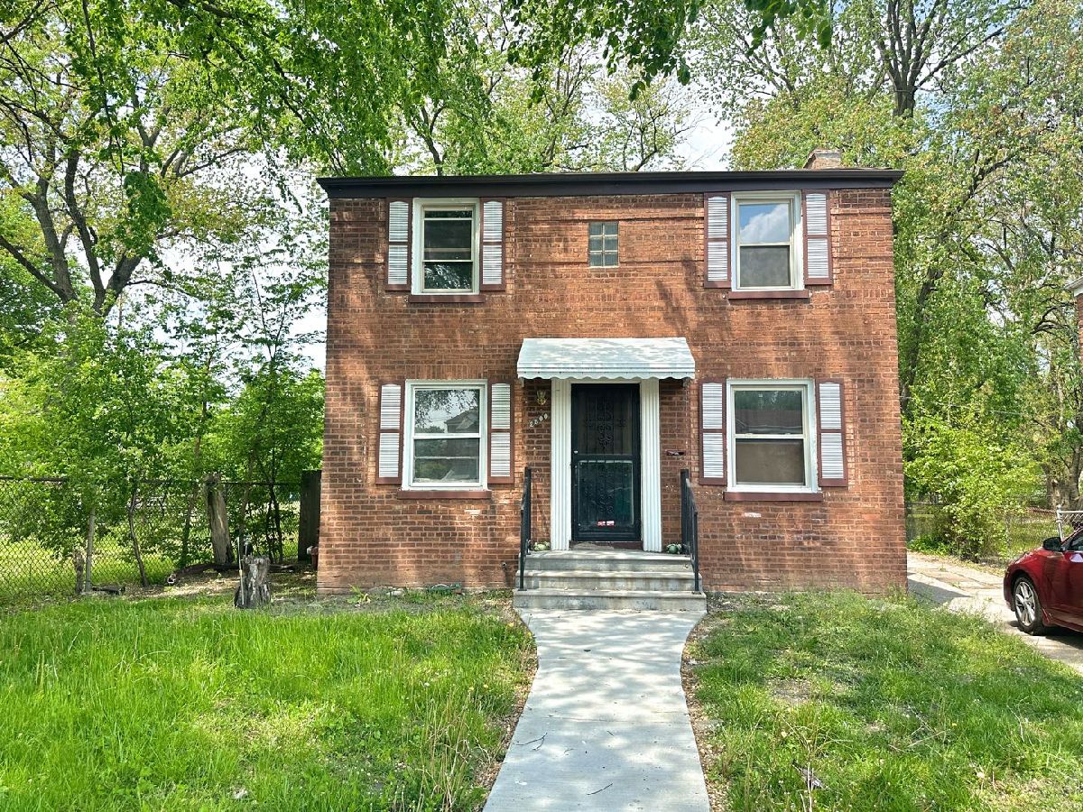 Rented Chicago Illinois, 2500 98th