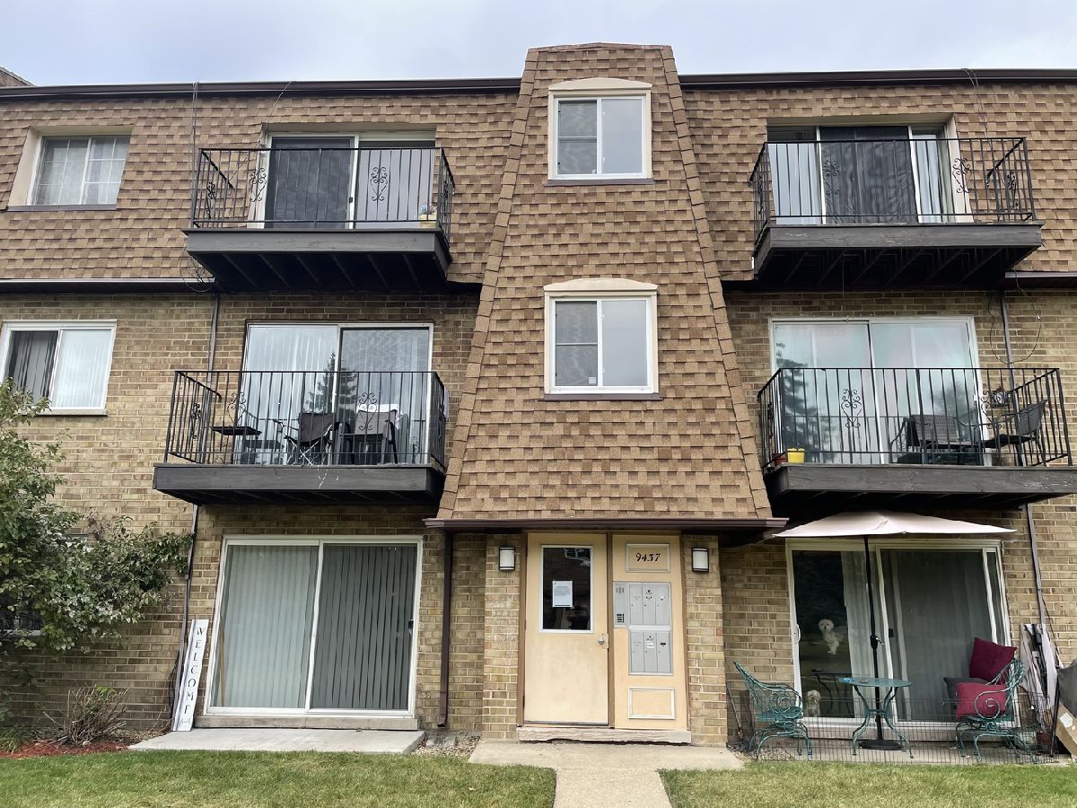Condominiums Rented Bay Colony Des Plaines Illinois, 9437 Bay Colony