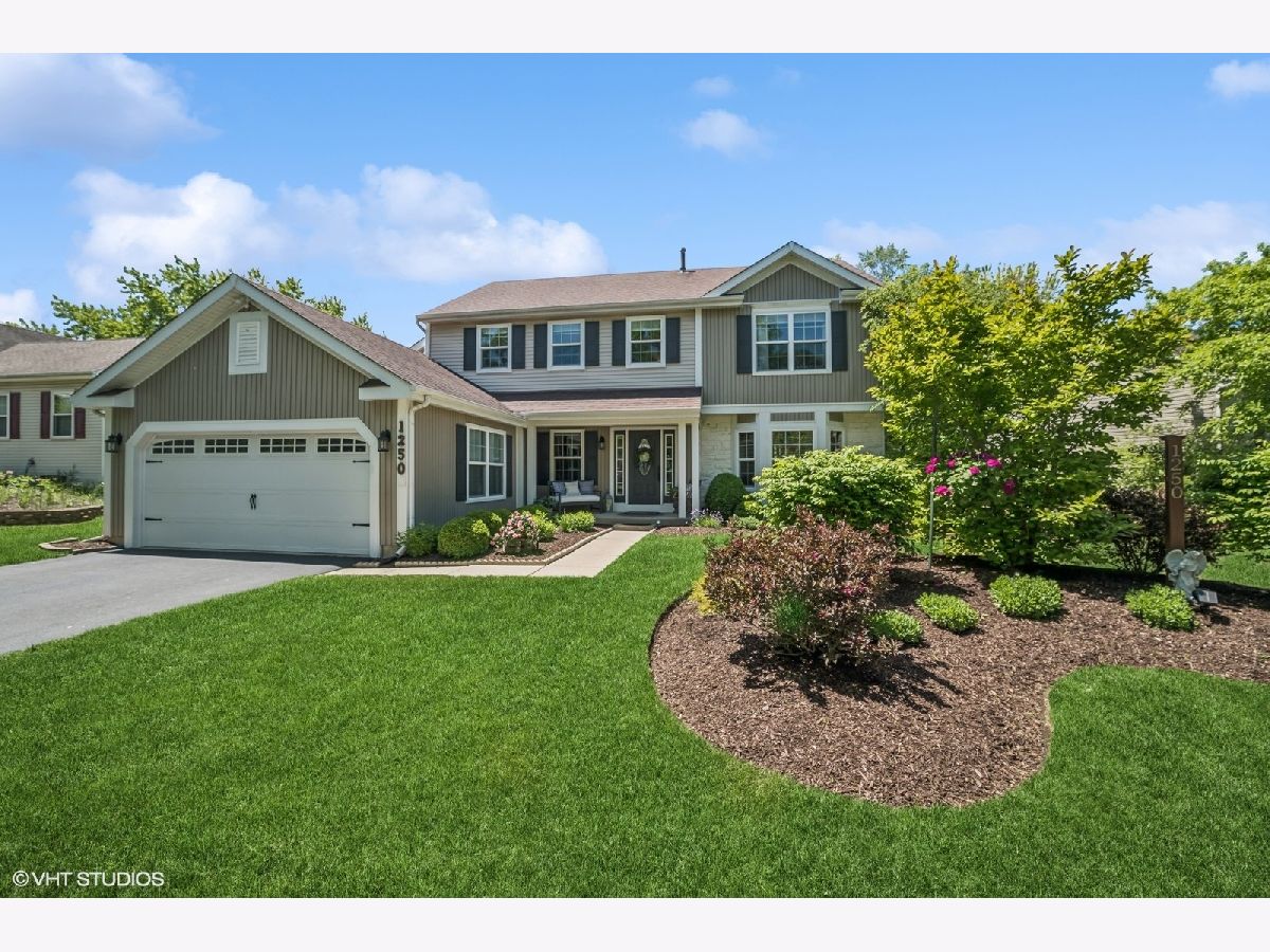 Homes Sold Bentwood Estates Crystal Lake Illinois, 1250 Fernleaf