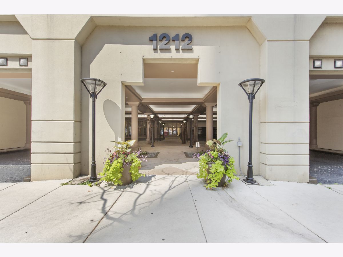  Sold Chicago Illinois, 1212 Lasalle