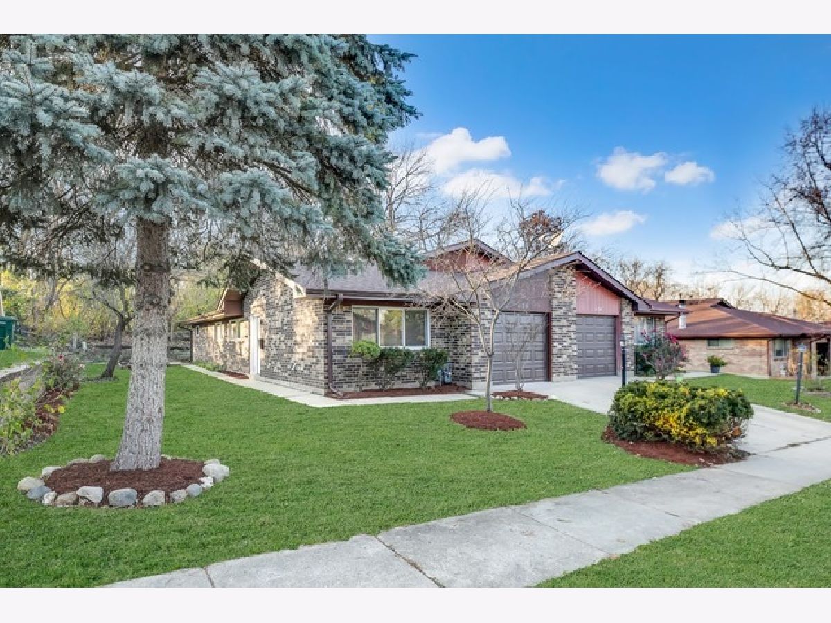 Townhomes & Homes Sold Belaire Manor Streamwood Illinois, 1126 Fulton