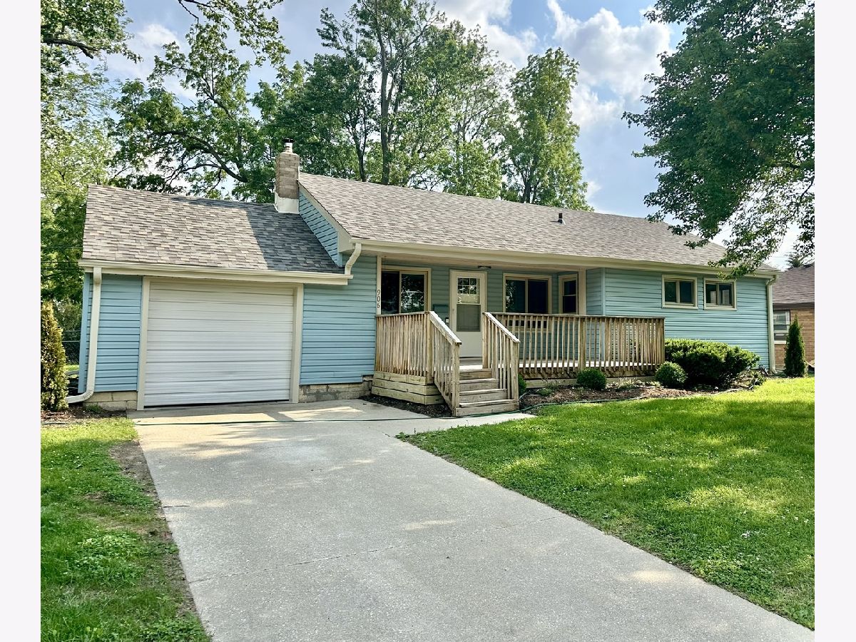  Sold Kankakee Illinois, 906 Walnut