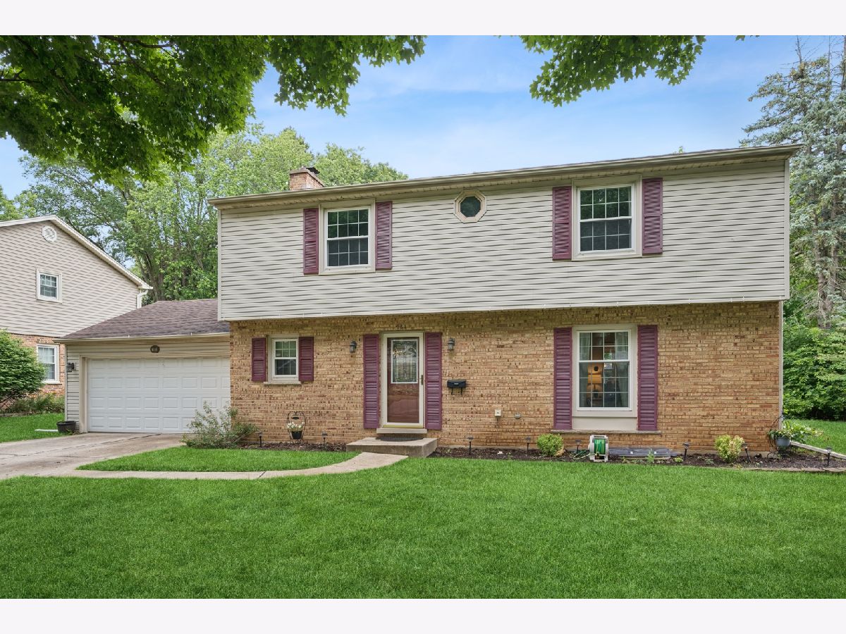 Homes Sold Reseda Palatine Illinois, 961 Arrowhead