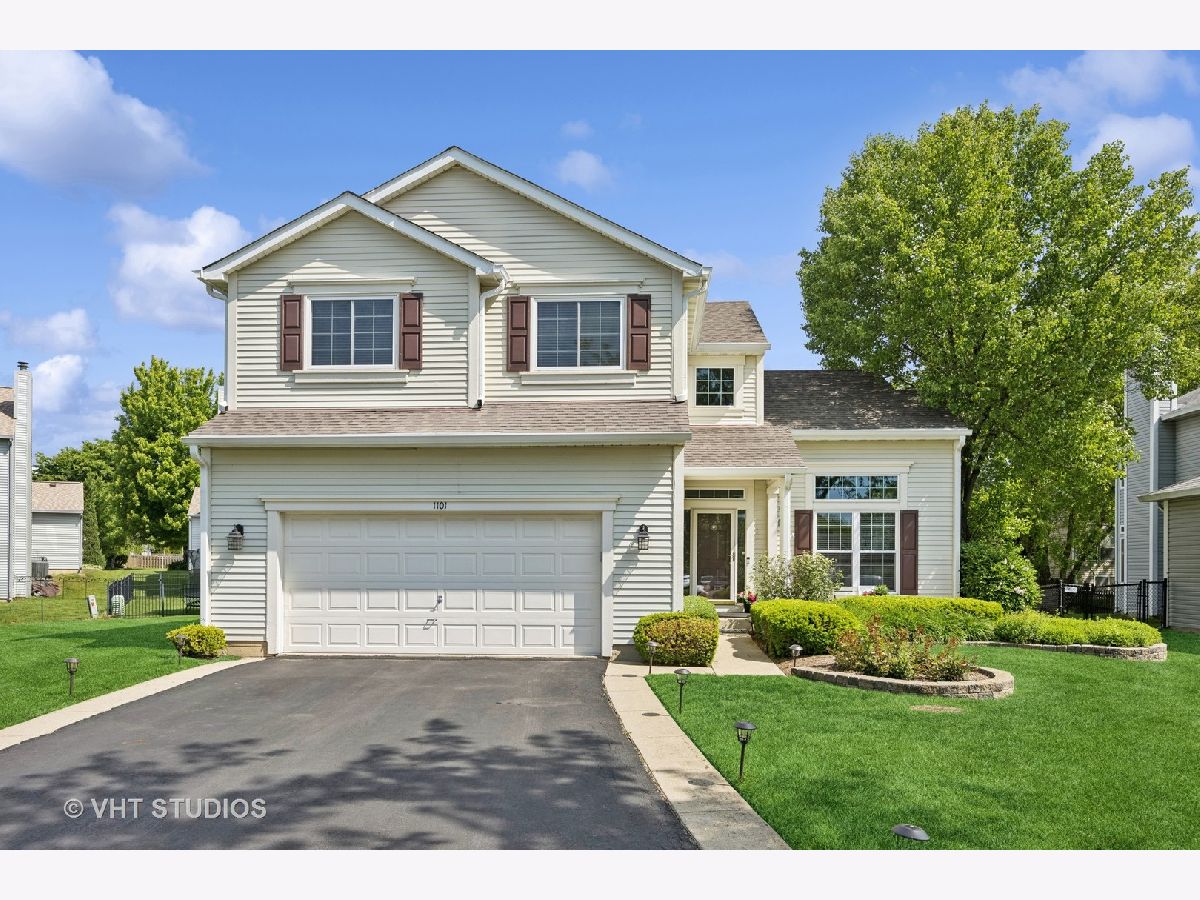Homes Sold Big Sky Lake In The Hills Illinois, 1101 Heavens Gate