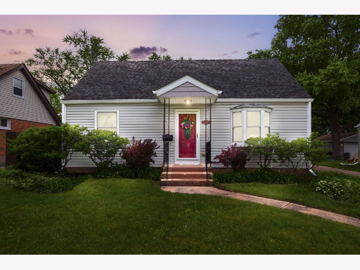 Homes Sold Moreaus Crest View Bartlett Illinois, 229 Marion