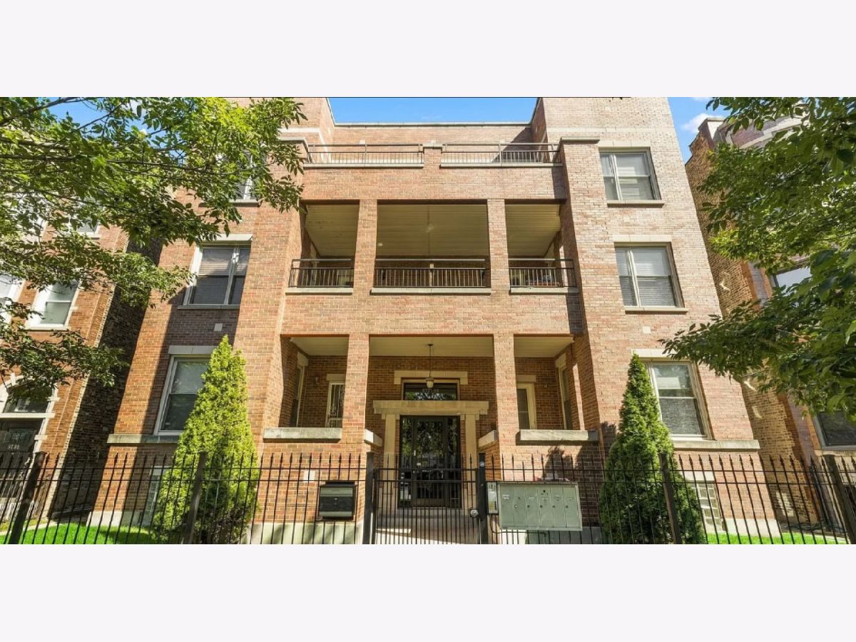  Rented Chicago Illinois, 5739 Michigan