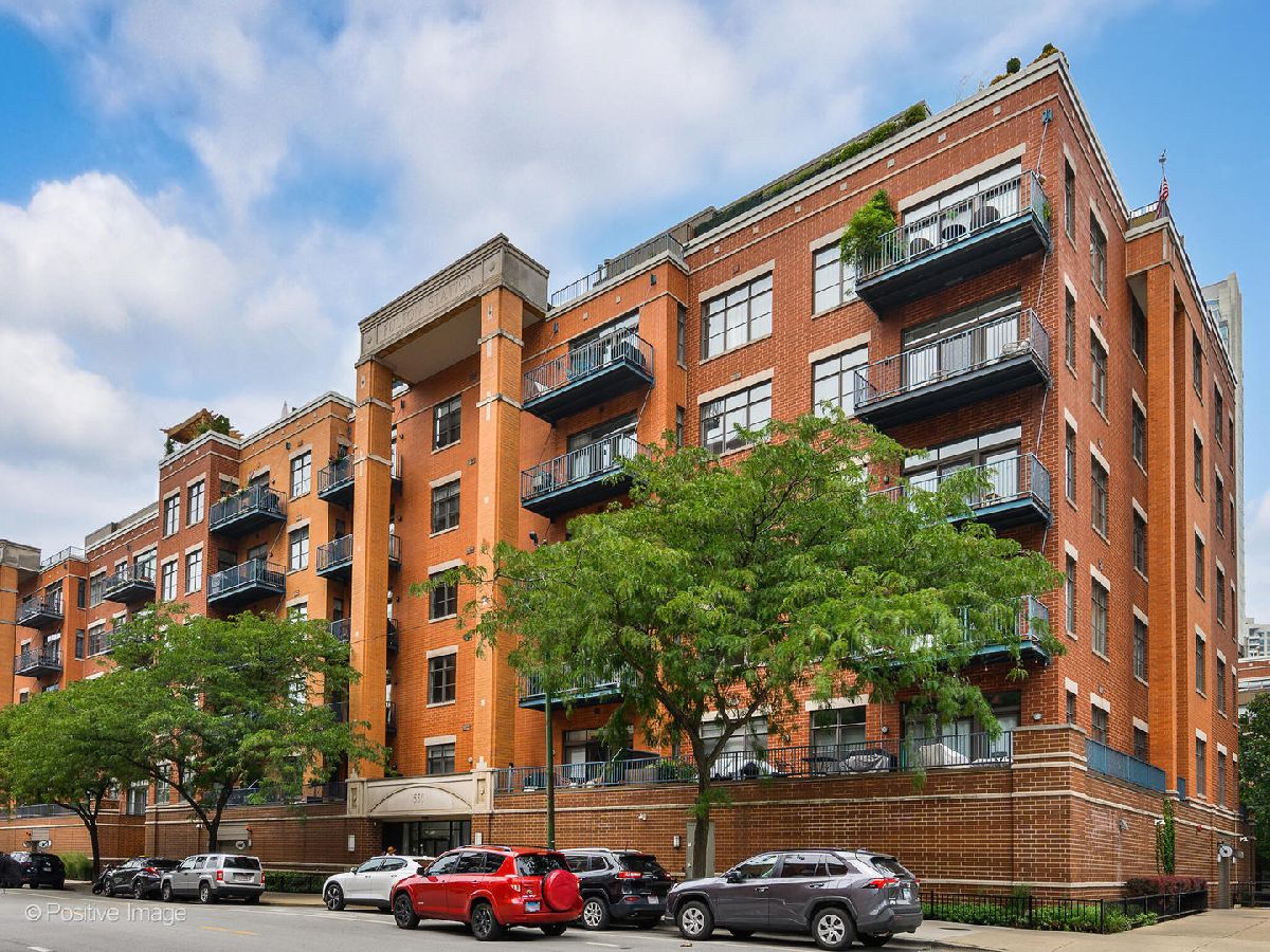  Sold Chicago Illinois, 550 Fulton