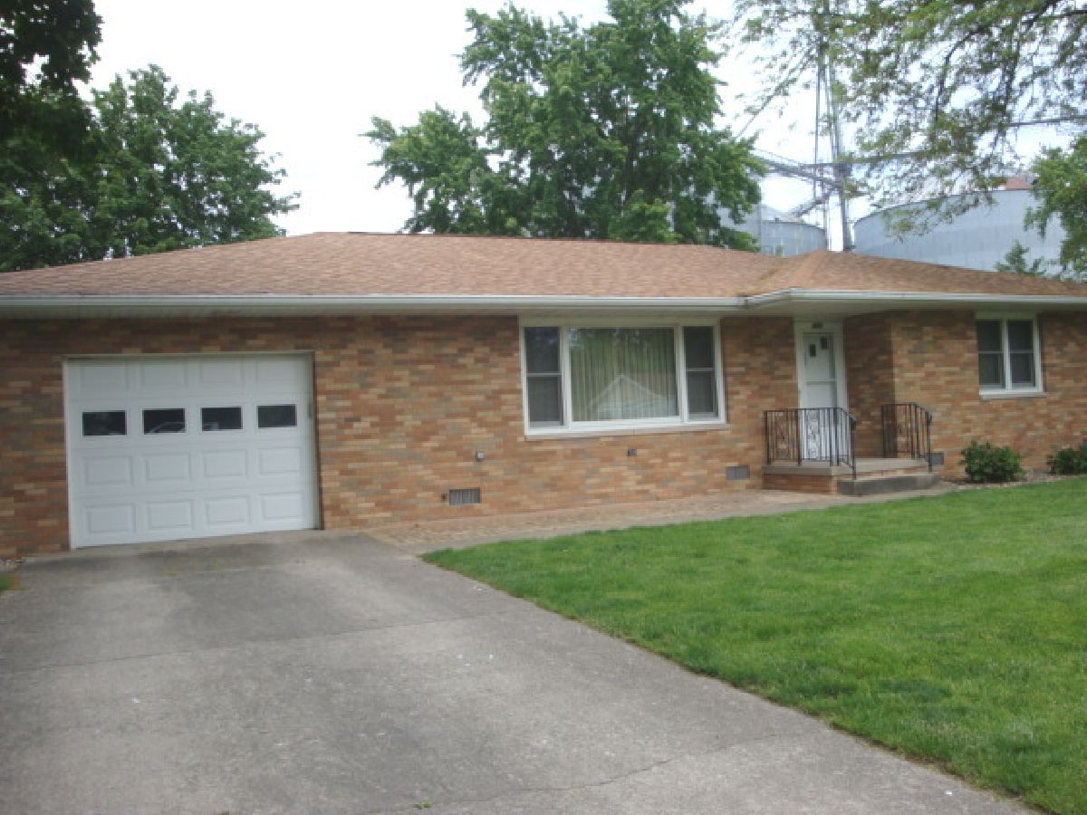  For Sale Cissna Park Illinois, 423 Garfield Avenue