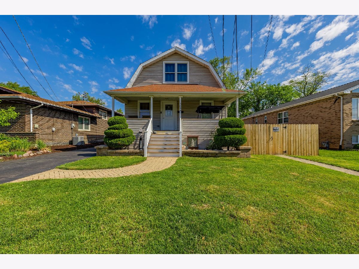  For Sale Berkeley Illinois, 5844 Maple Avenue
