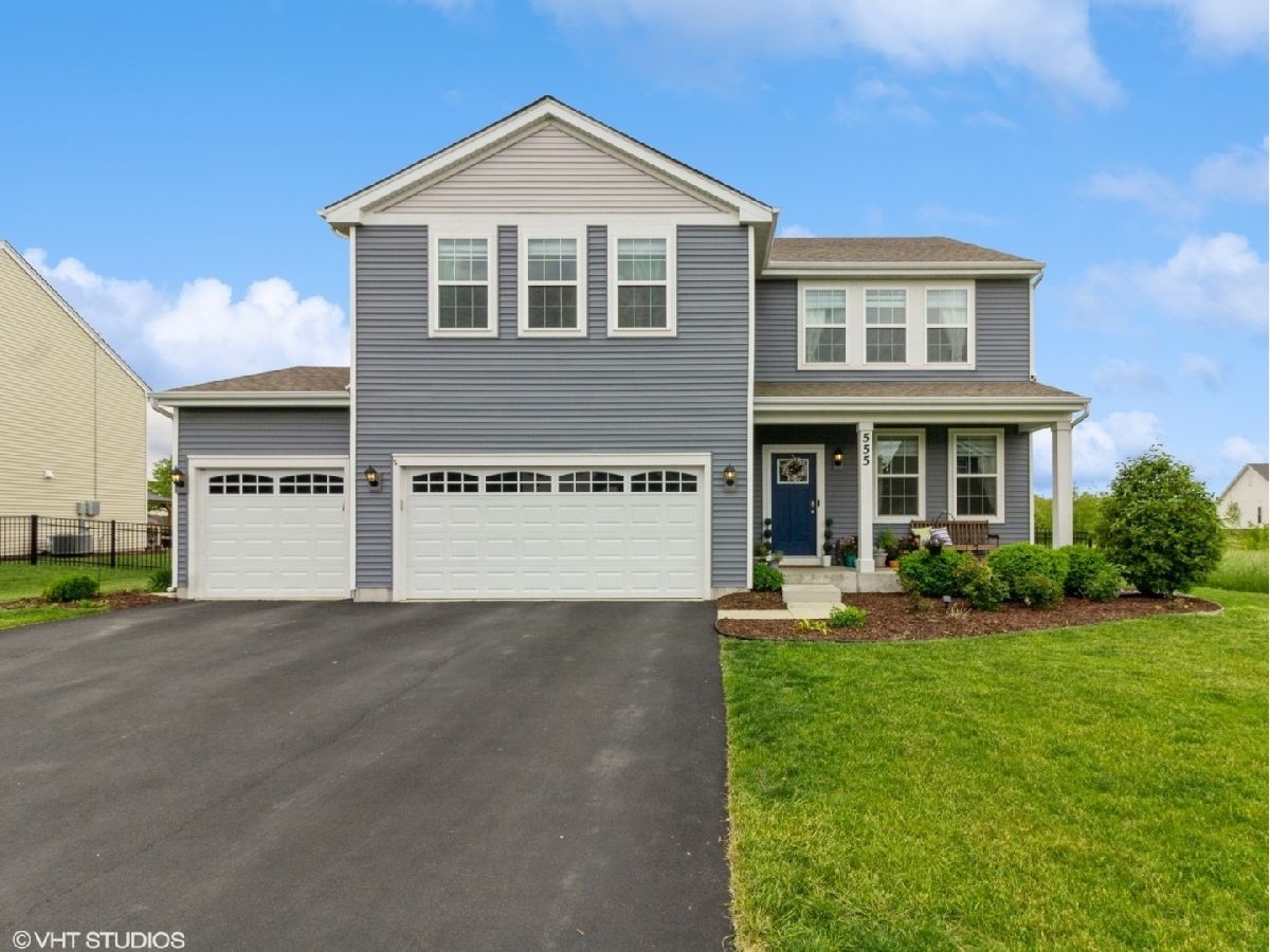 Homes Sold Ashcroft Place Estates Oswego Illinois, 555 Colchester
