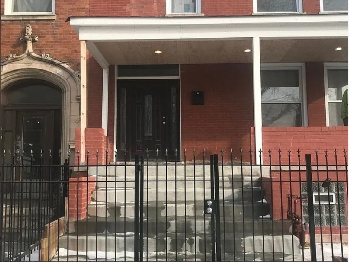 Rented Chicago Illinois, 4751 Prairie
