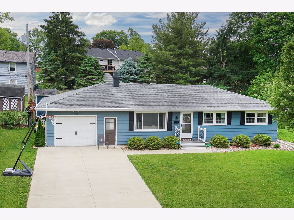 Homes & Condos & Townhomes Sold Pleasant Hills Normal Illinois, 801 Spear