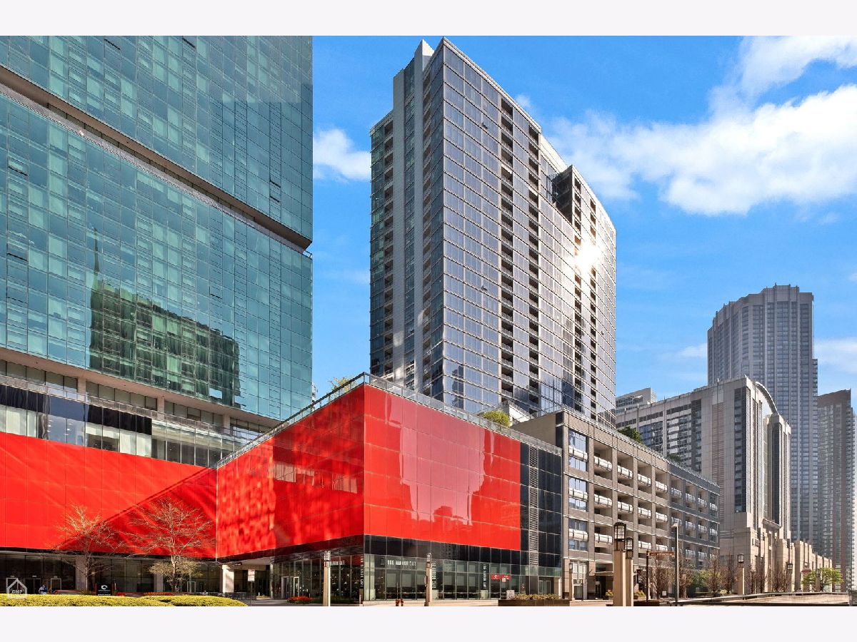 Condominiums Sold Fairbanks At Cityfront Chicago Illinois, 240 Illinois