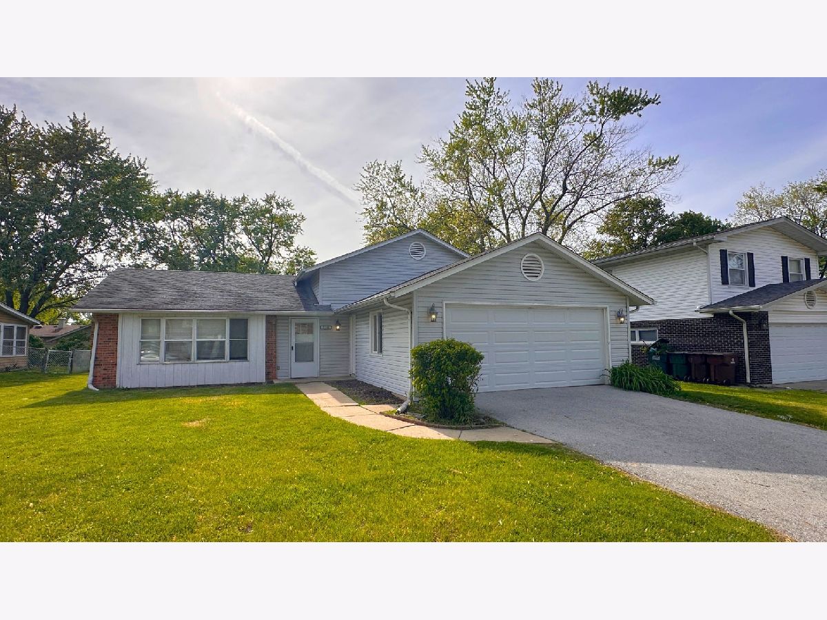 Homes For Sale Lakewood Manor Richton Park Illinois, 22500 Pleasant Drive