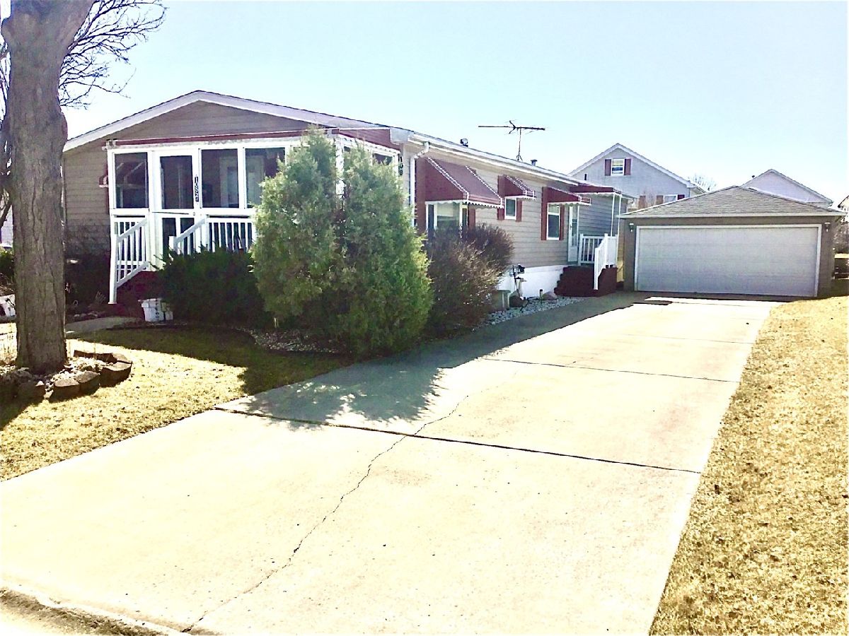 Subdivision Sold Gateway Frankfort Illinois, 10857 Gateway