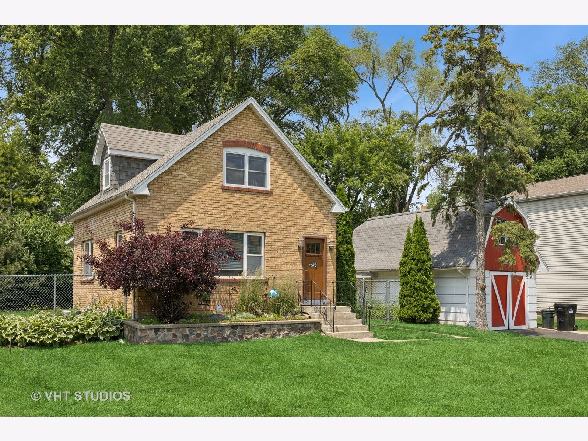 Homes Sold Lilymoore Mchenry Illinois, 415 North