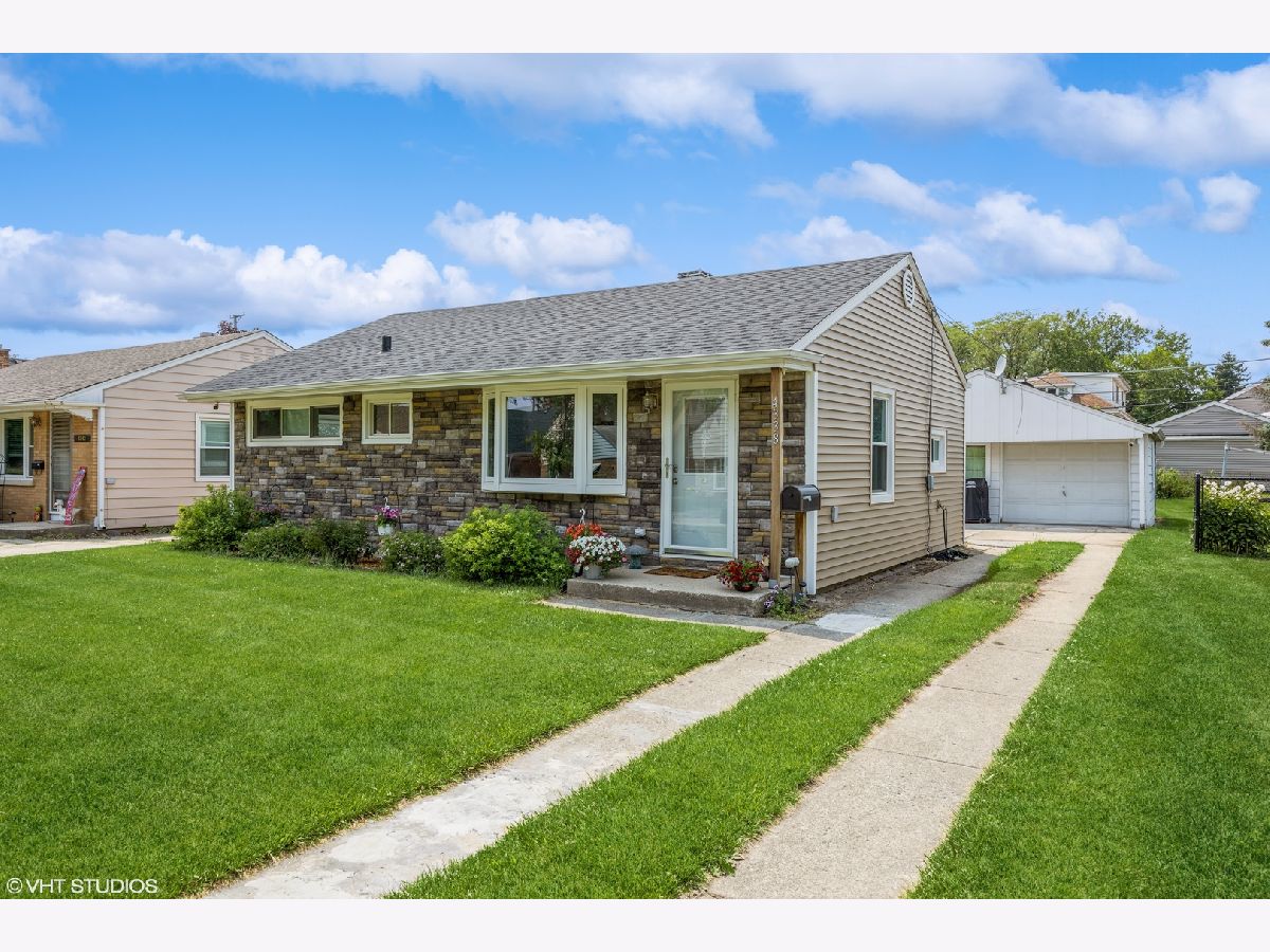  Sold Lyons Illinois, 4338 Fishermans