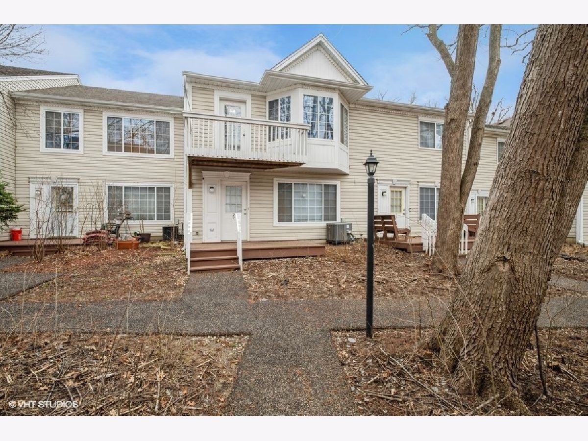  Rented Round Lake Illinois, 77 Macgillis
