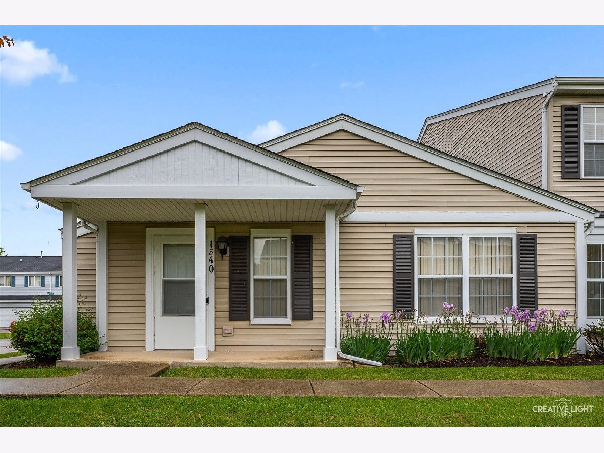 Townhomes & Condos Sold Larkins Pointe Joliet Illinois, 1840 Venson