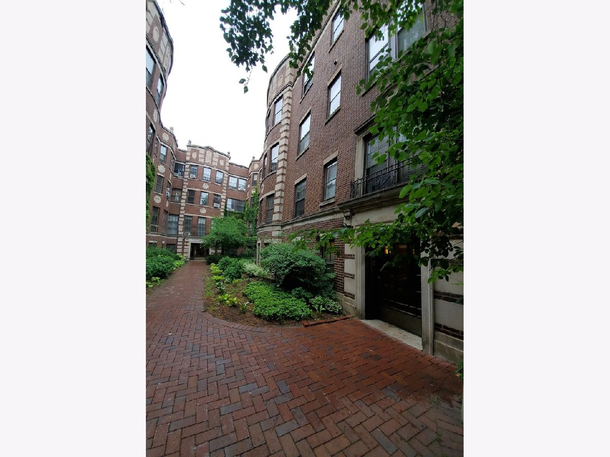 Condominiums Rented St Francis Courts Evanston Illinois, 410 Ridge