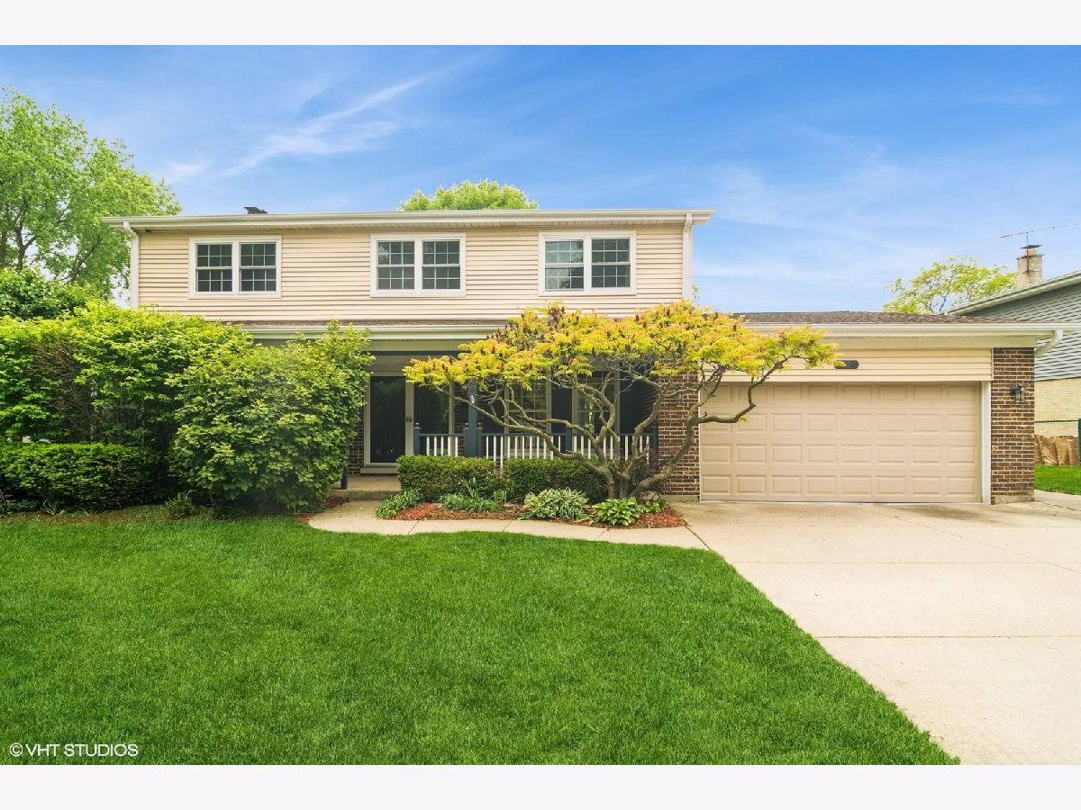 Homes Sold Ivy Hill East Arlington Heights Illinois, 1921 Peachtree