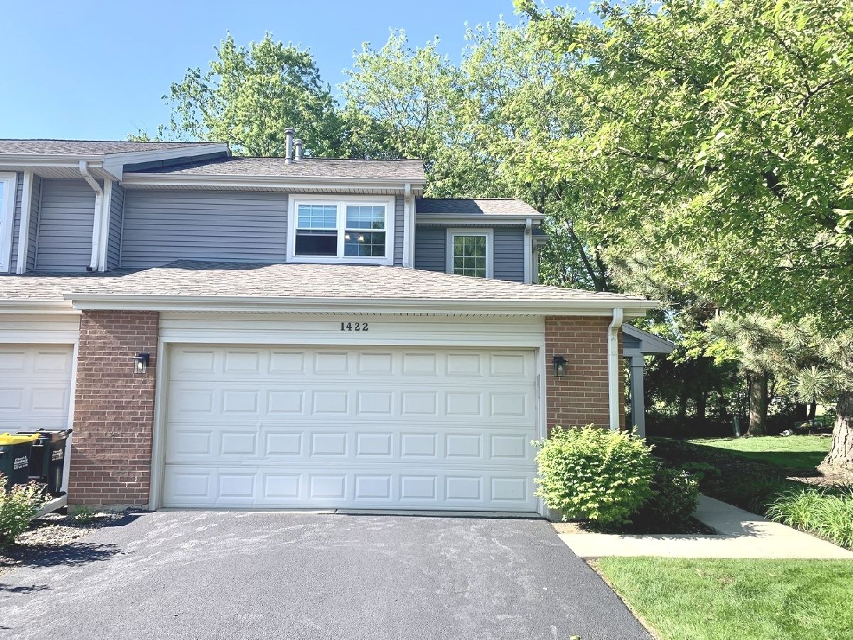 Townhomes & Condos Sold Saint James Arlington Heights Illinois, 1422 Orchard