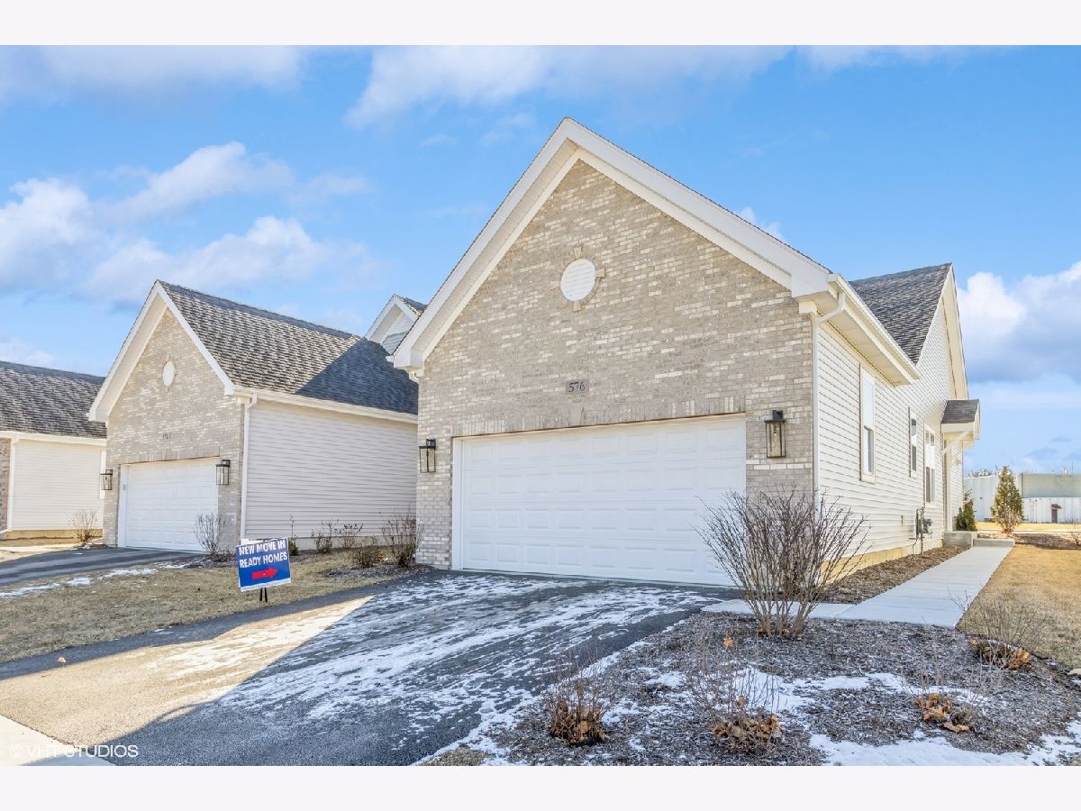 Condos & Townhomes & Homes Sold Madison Homes Elgin Illinois, 566 Madison