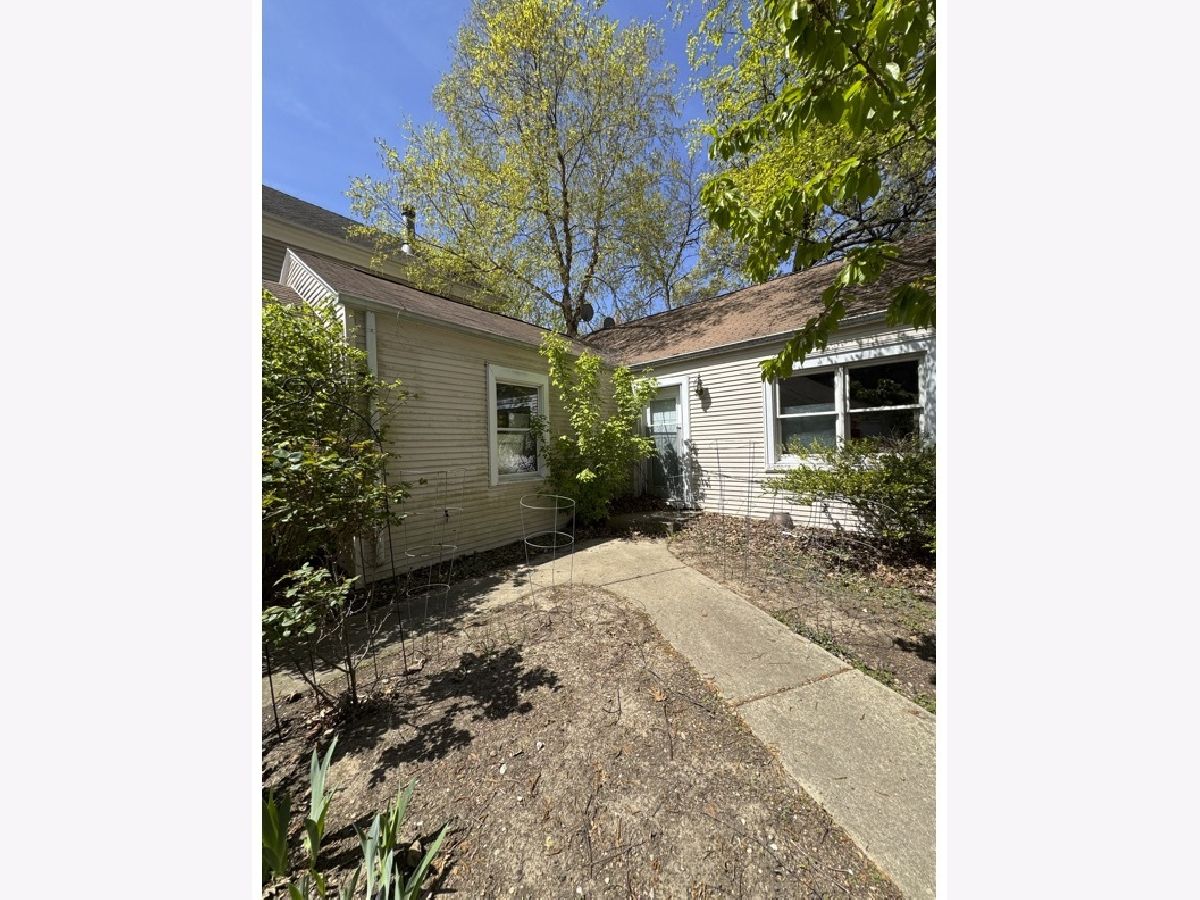Homes Sold Forest Lake Lake Zurich Illinois, 24062 Overhill