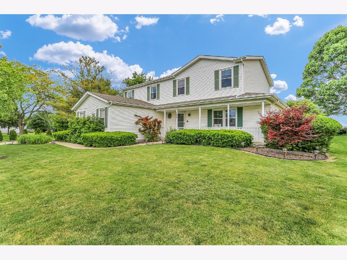 Homes & Condos & Townhomes For Sale Ironwood Normal Illinois, 1930 Berkshire Gardens Cc Lane