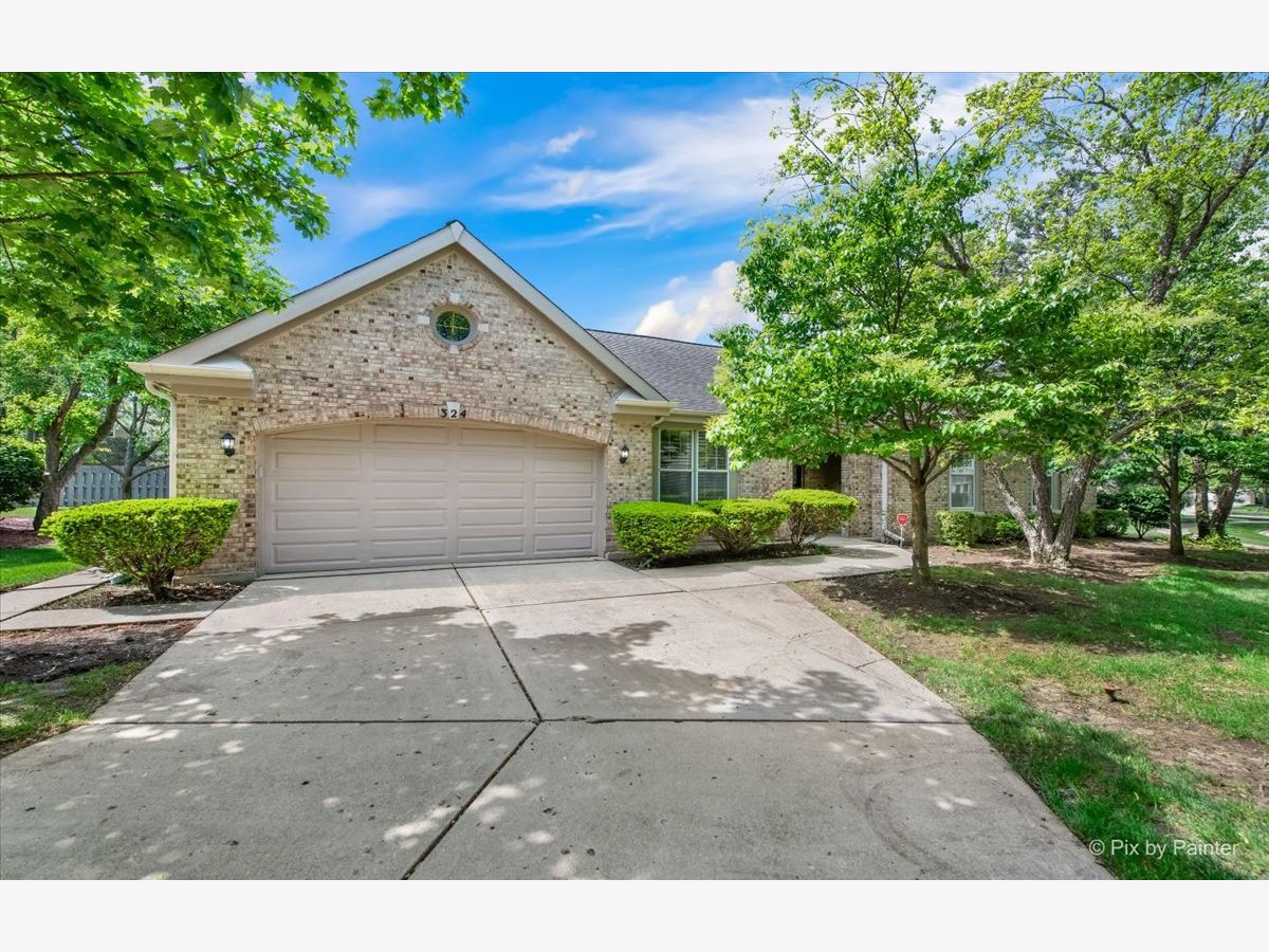 Townhomes & Homes Sold Bloomfield Club Bloomingdale Illinois, 324 Torrington