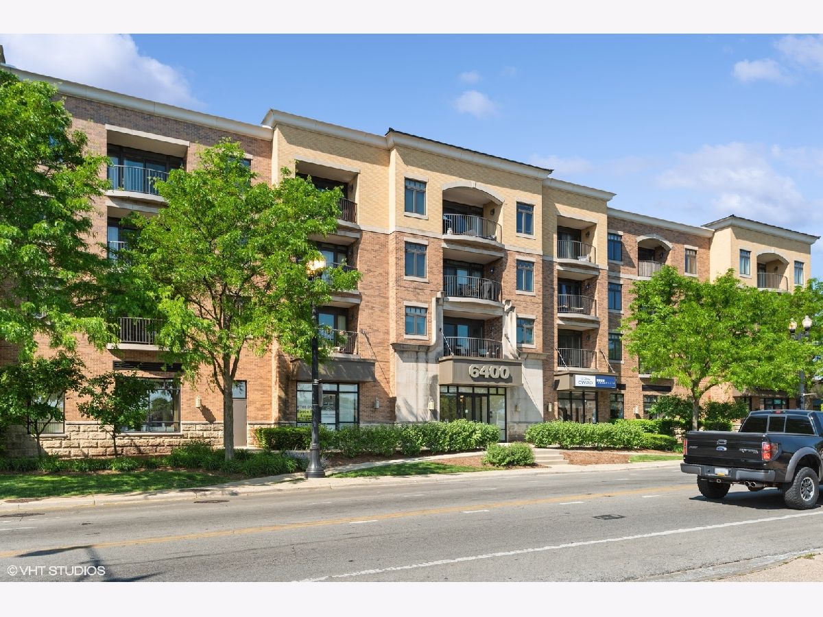 Condominiums Rented Tuscany Terrace Chicago Illinois, 6400 Northwest