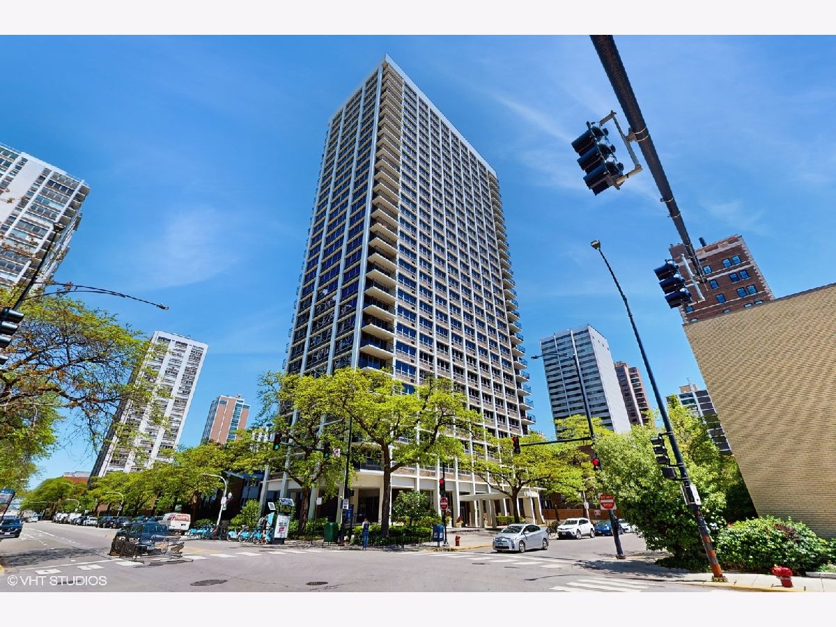 Condos & Townhomes Sold Sandburg Village Chicago Illinois, 88 Schiller