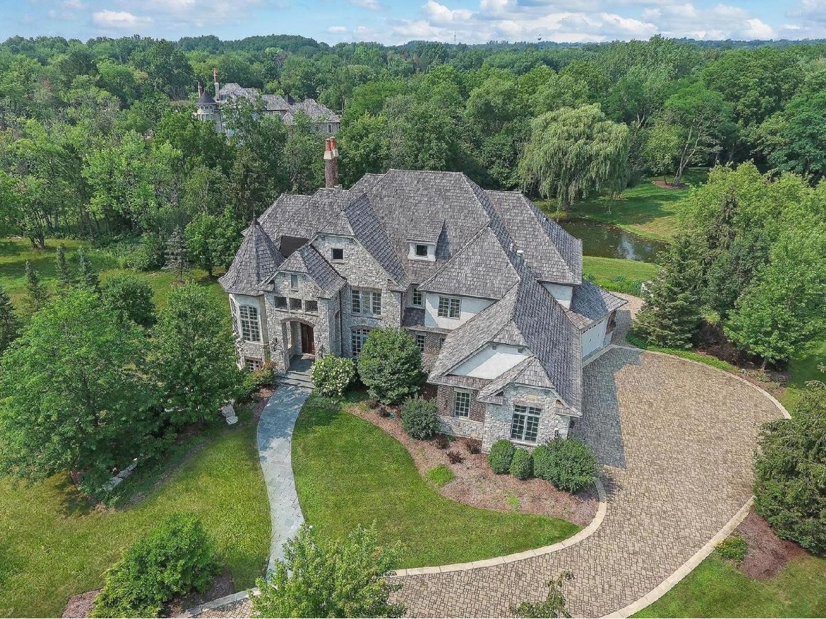 Homes For Sale Abbey Woods Barrington Illinois, 34 Abbey Woods Drive