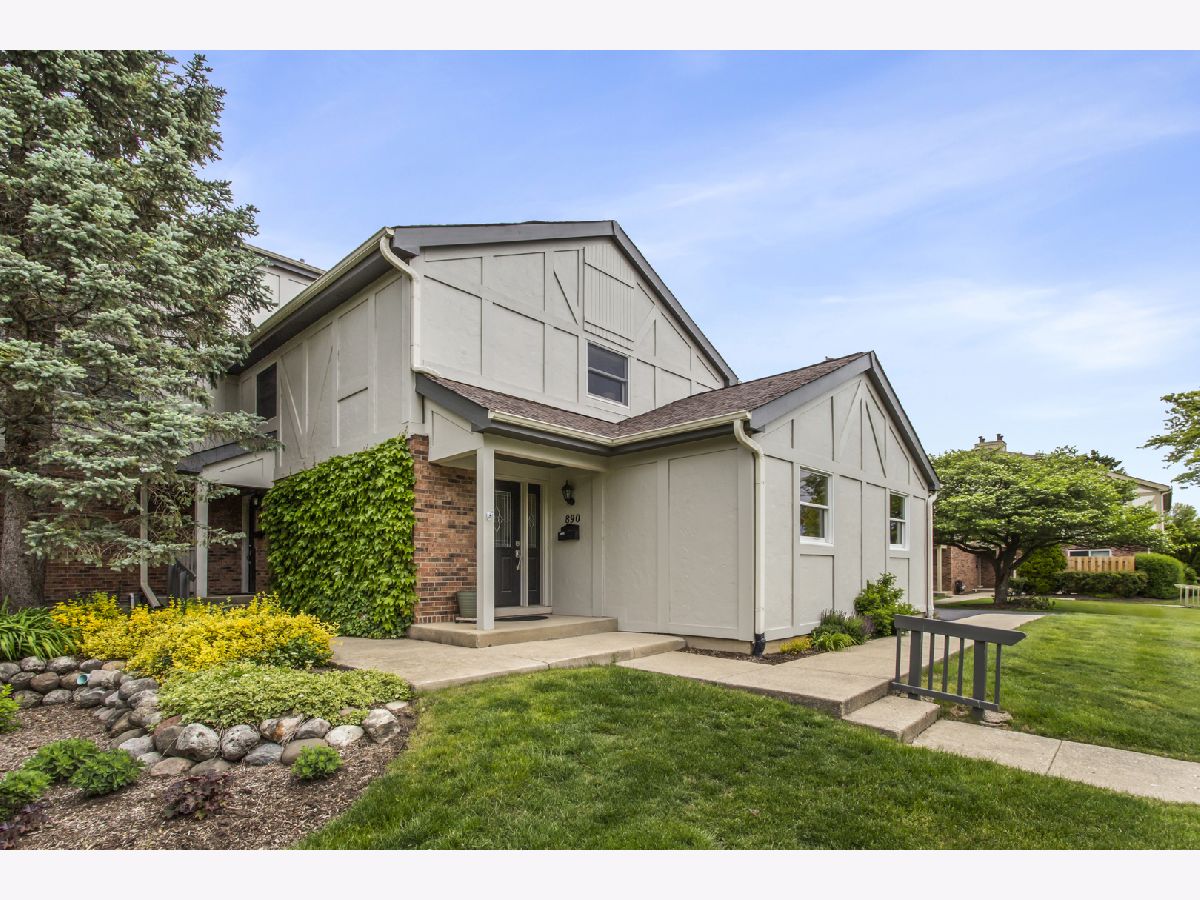Townhomes & Condos Sold Lochshire Of Barrington Barrington Illinois, 890 Bristol