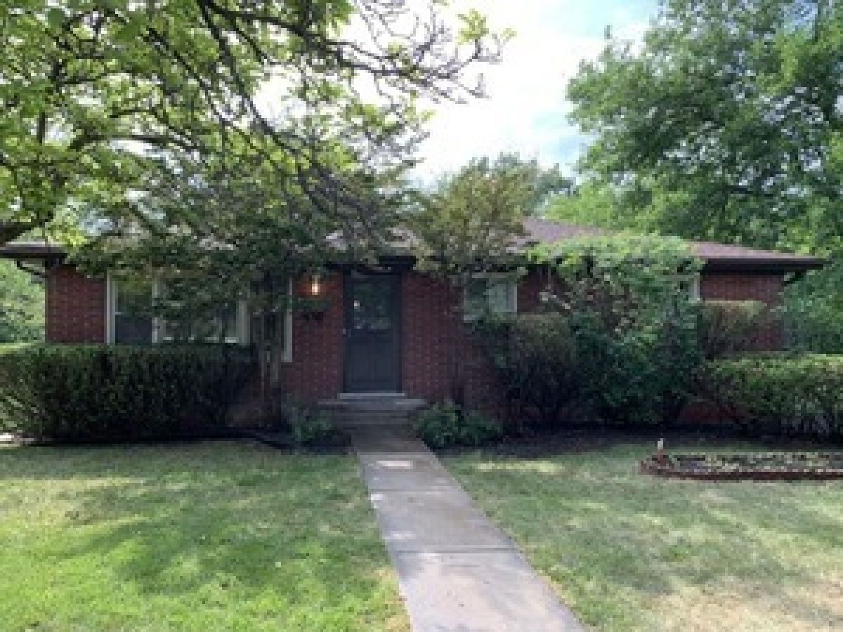  Rented Glenview Illinois, 1414 Pfingsten