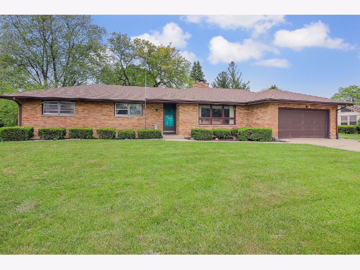 Homes & Condominiums Sold Marywood Aurora Illinois, 1320 Adeline